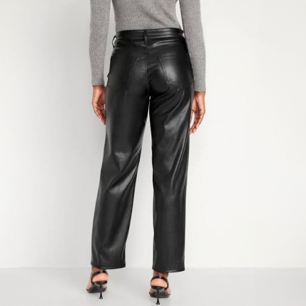 TALL OLD NAVY 10 High-Rise OG Loose Faux Vegan Leather Pants Black Pixie Fit